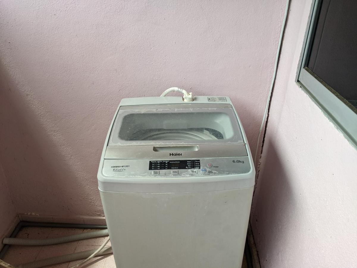 Aryani Homestay Kampong Kelemak Habitación foto